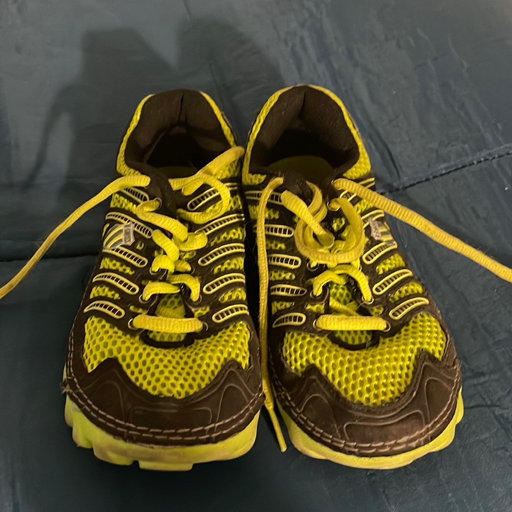 K-Swiss running shoes